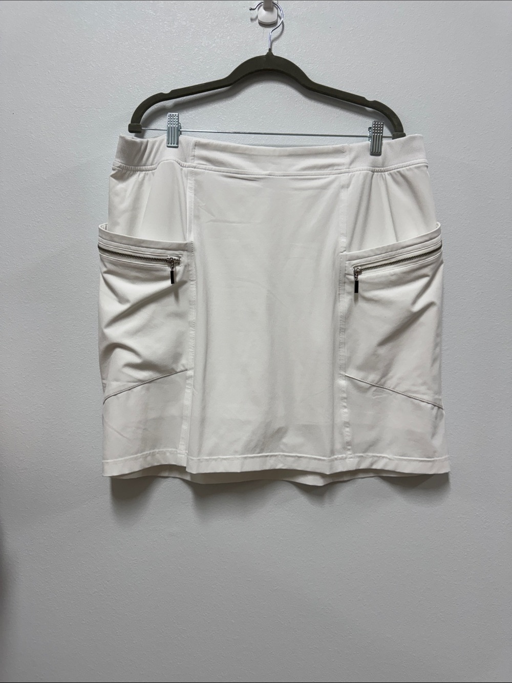 Chico's White Ribbed Waist Skirt